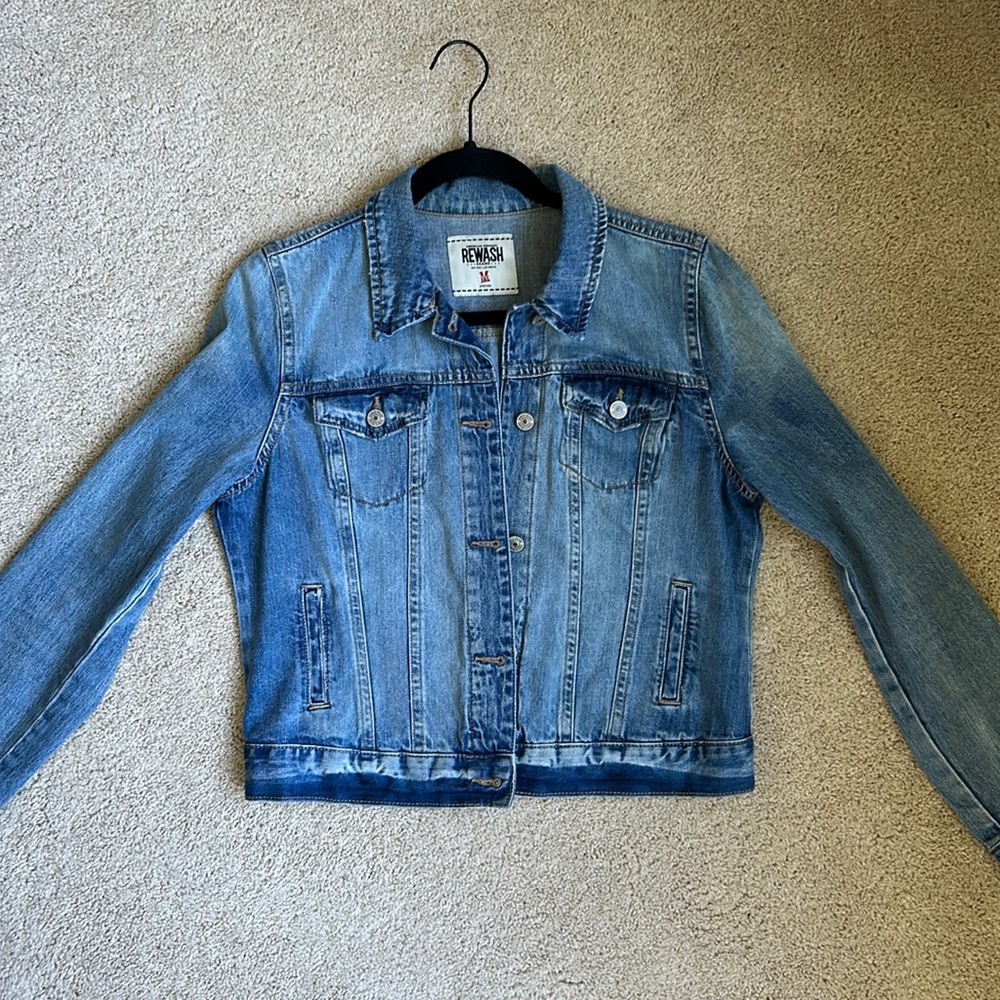 Rewards cropped jean jacket